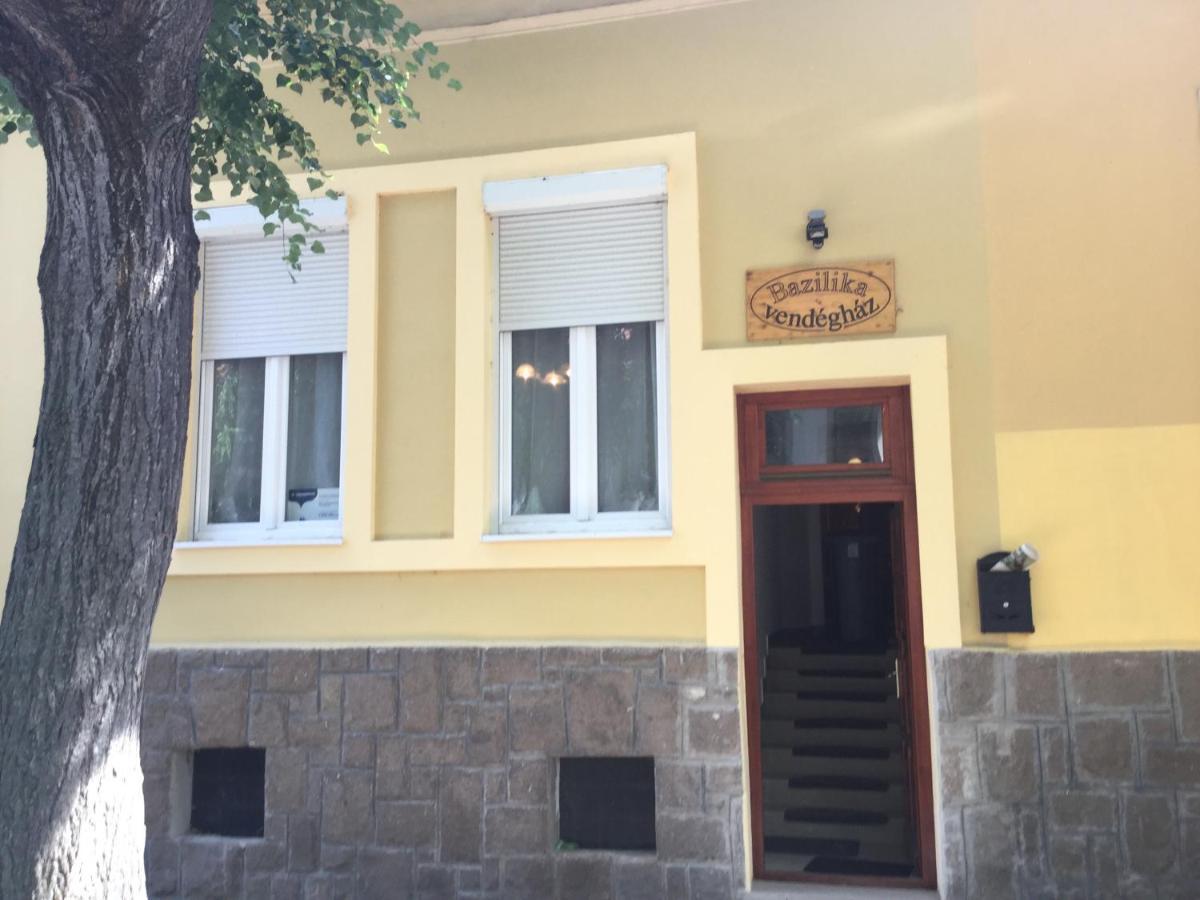 Bazilika Vendeghaz Hotel Eger Buitenkant foto