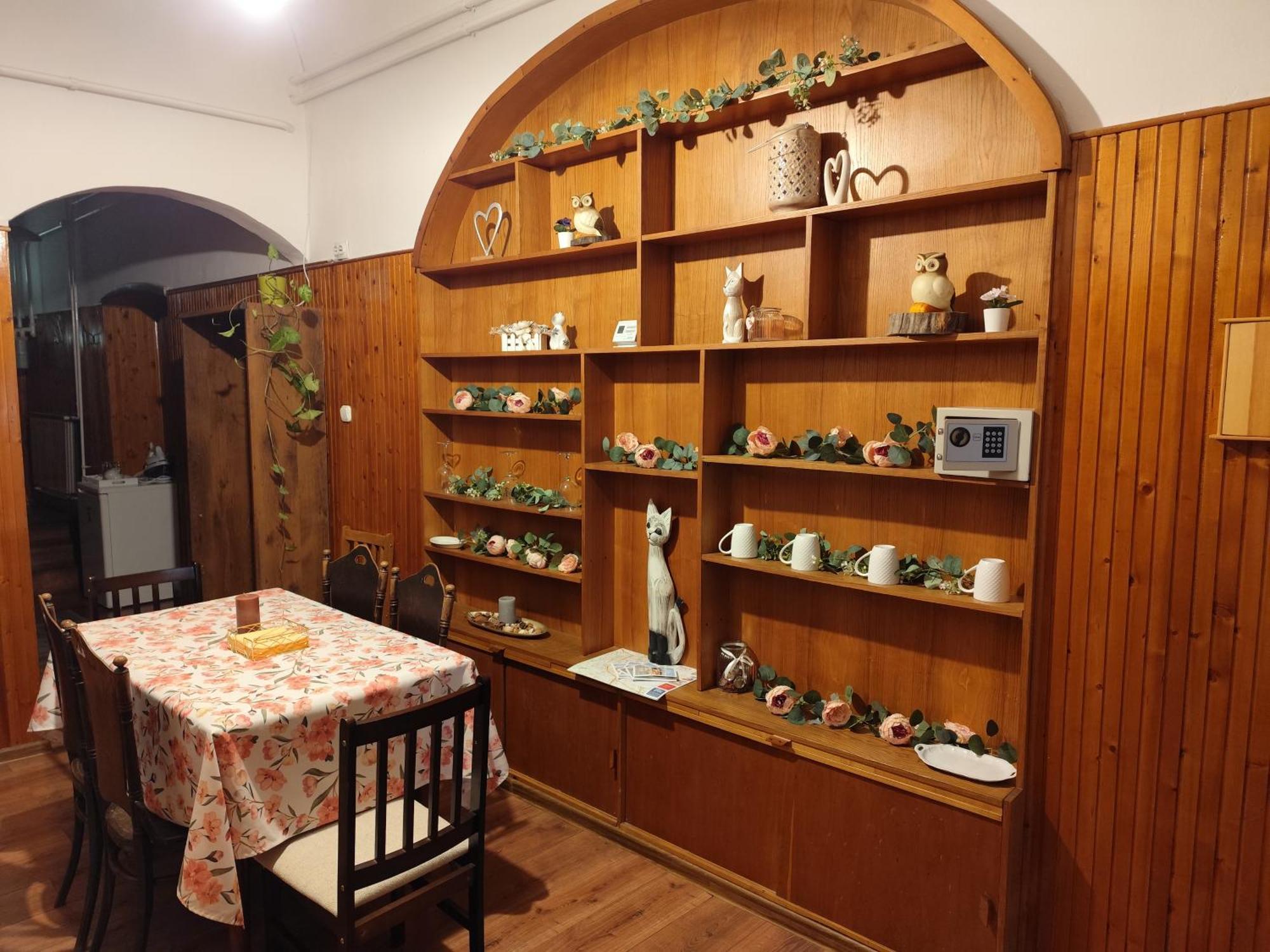 Bazilika Vendeghaz Hotel Eger Buitenkant foto