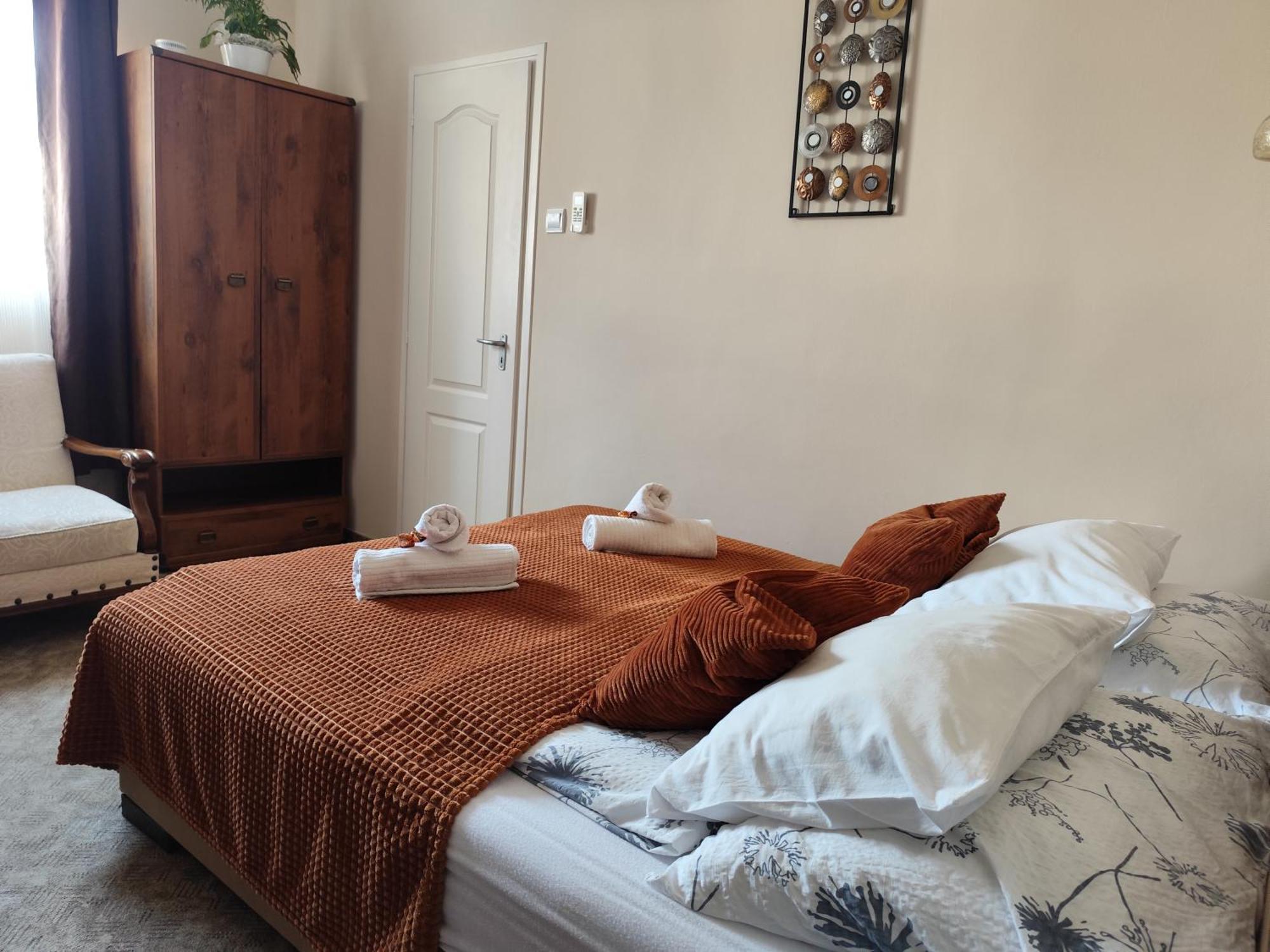 Bazilika Vendeghaz Hotel Eger Buitenkant foto